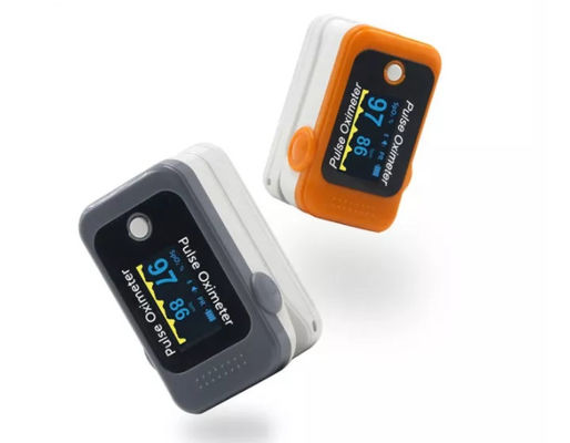 新生児の酸化濃度計の再充電可能なBluetoothの大人の小児科の指先の手持ち型の脈拍の酸化濃度計